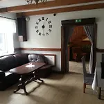 Uroczysko 住宿加早餐酒店 Jastrowie