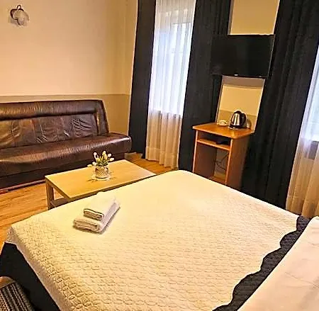 Uroczysko فندق مبيت وإفطار 3*