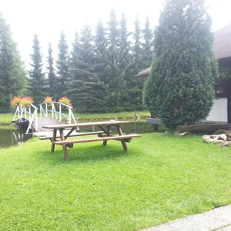 Uroczysko לינה וארוחת בוקר 3*